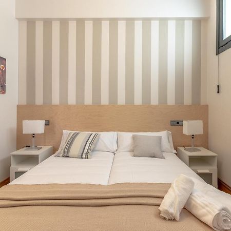 New! Lovely 3-Bedroom Loft In Bilbao Bagian luar foto