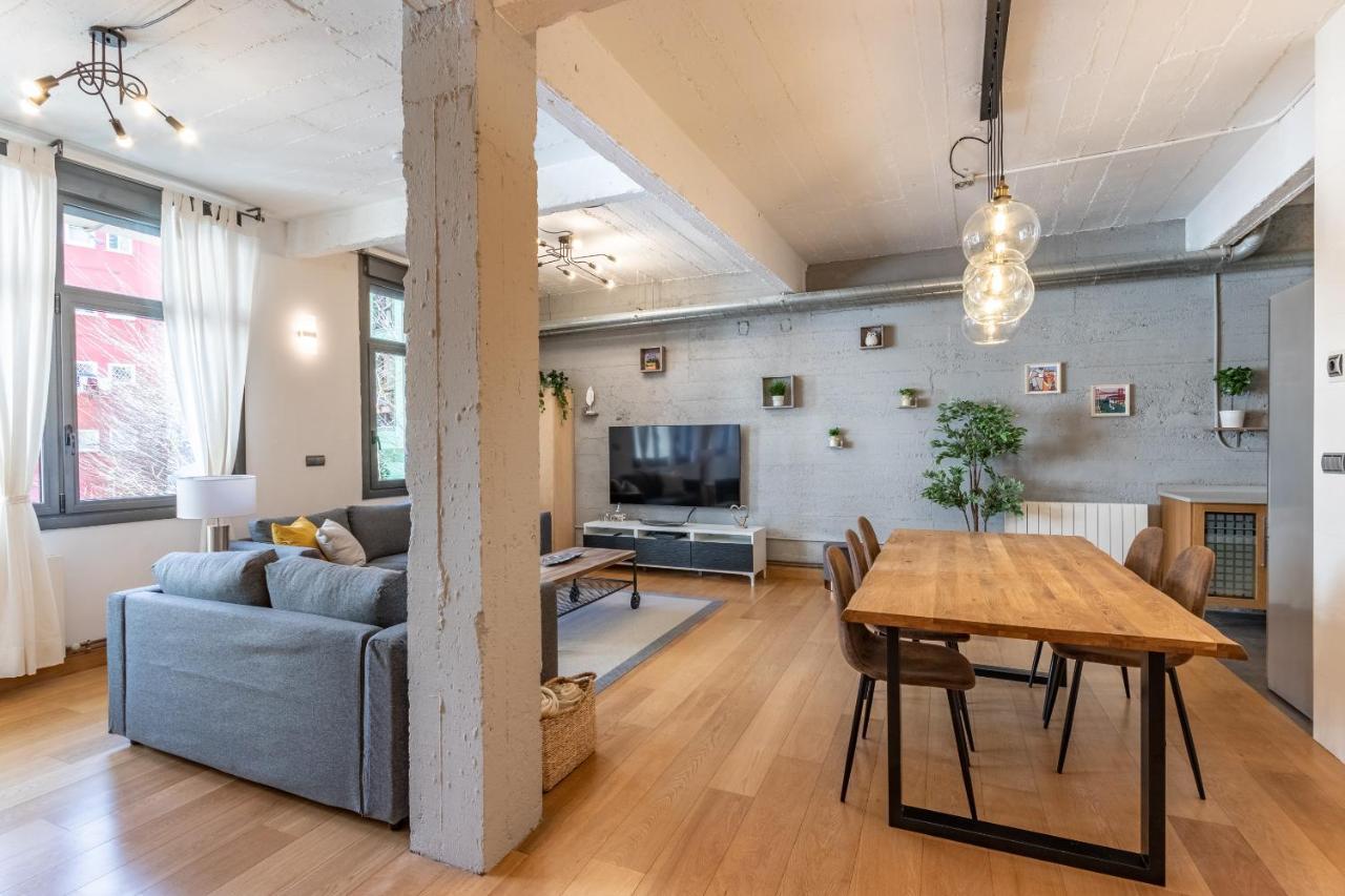 New! Lovely 3-Bedroom Loft In Bilbao Bagian luar foto