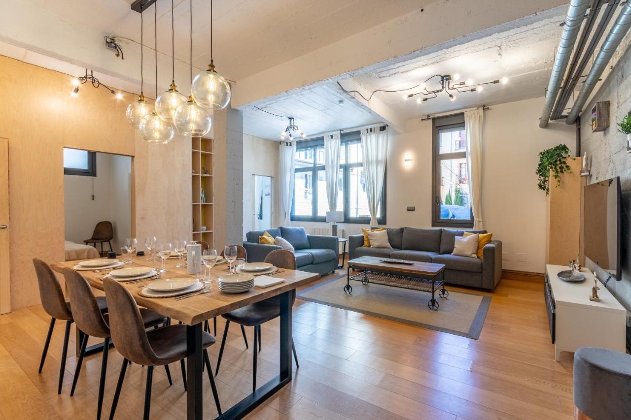 New! Lovely 3-Bedroom Loft In Bilbao Bagian luar foto