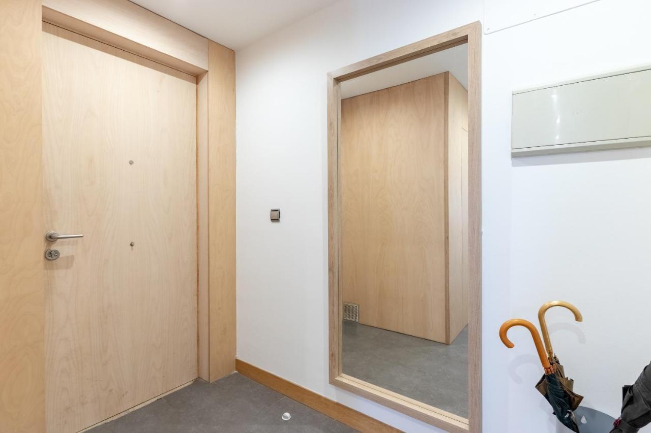 New! Lovely 3-Bedroom Loft In Bilbao Bagian luar foto