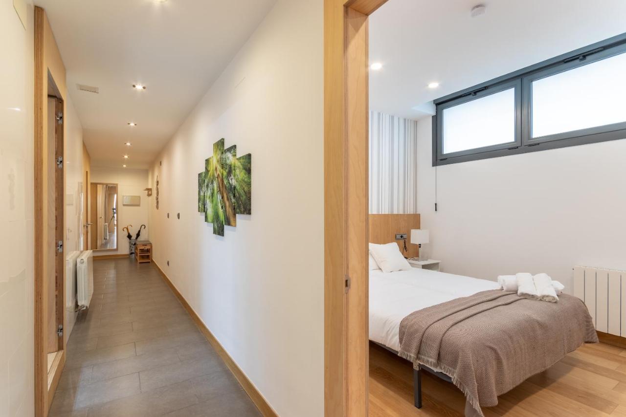 New! Lovely 3-Bedroom Loft In Bilbao Bagian luar foto